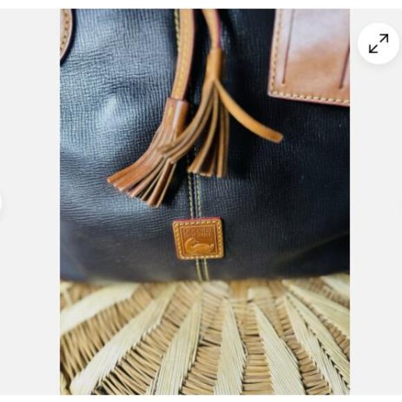 Dooney & Bourke Saffiano Tassel Bucket Tote Bag Black Tan Trim satchel Fast Ship - Picture 2 of 12